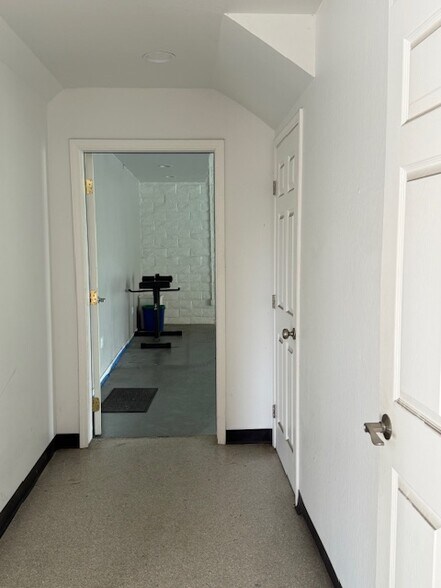 More Photos Of 3666 El Camino Real, Palo Alto Freestanding For Lease