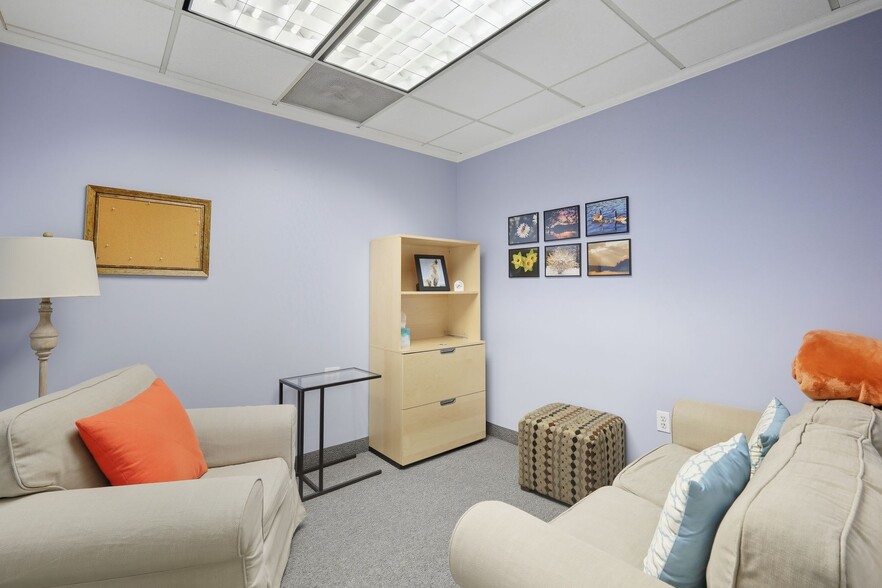 More Photos Of 6175 Executive Blvd, Rockville Medical For Lease