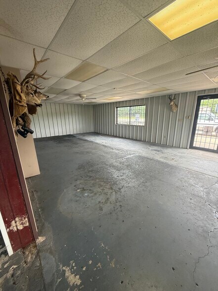 More Photos Of 542-544 Chestnut St, Skiatook Flex For Sale