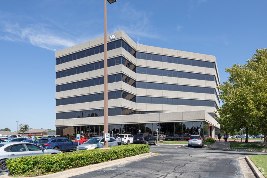 More Photos Of 10159 E 11th St, Tulsa Office For Lease