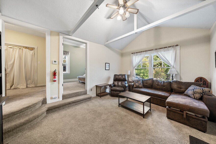 More Photos Of 825 N Forbes St, Lakeport Specialty For Sale