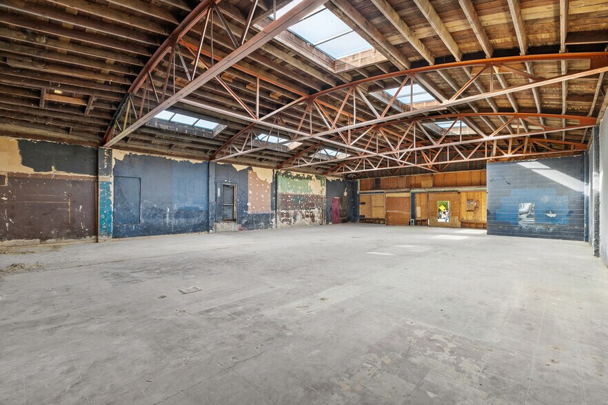 More Photos Of 3811-3819 Park Blvd, San Diego Storefront For Lease