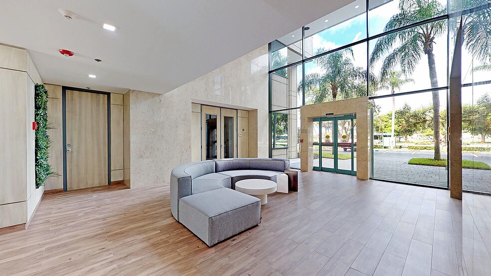 More Photos Of 4415 Metro Pky, Fort Myers Office For Lease