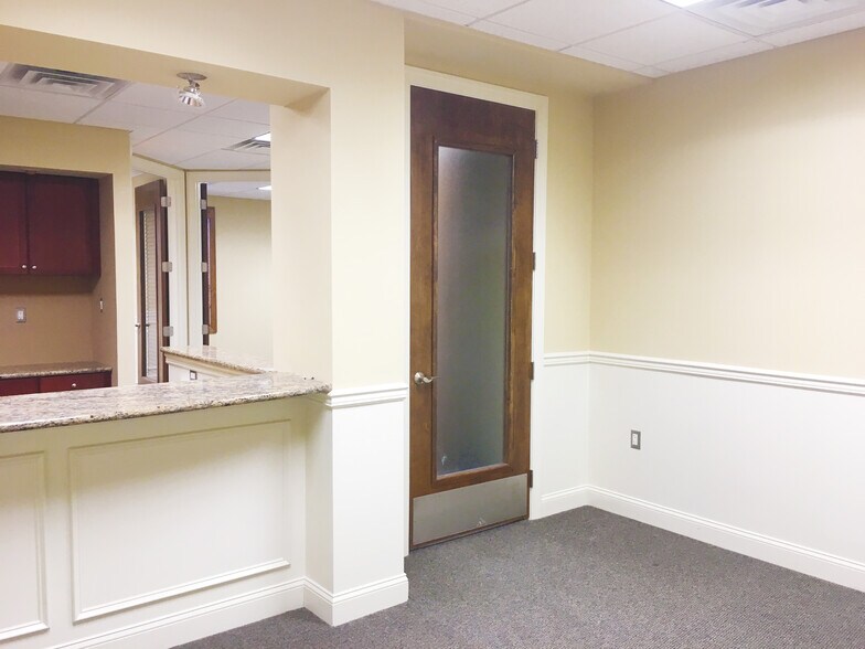 More Photos Of 34 Manchester Ave, Forked River Medical For Lease