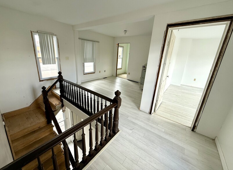 More Photos Of 113 Hawley St, Binghamton Office Residential For Lease