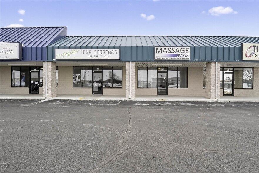 More Photos Of 1100 Croy Dr, Findlay Storefront Retail Office For Lease