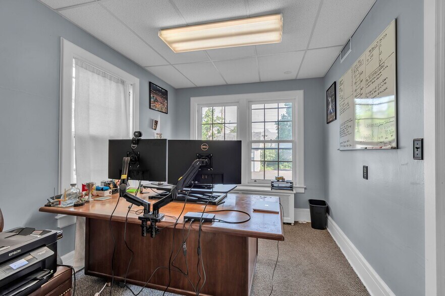 More Photos Of 2740 Main St, Buffalo Office Residential For Sale
