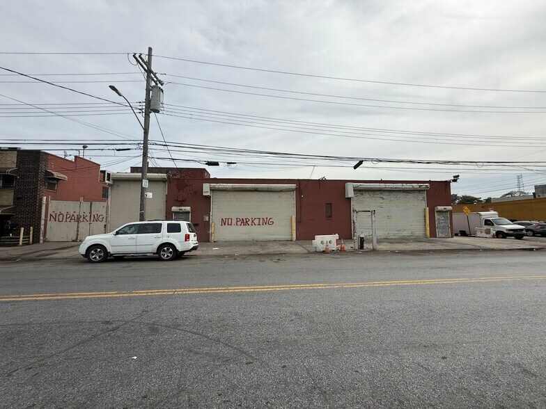 Primary Photo Of 9602 Ditmas Ave, Brooklyn Warehouse For Lease