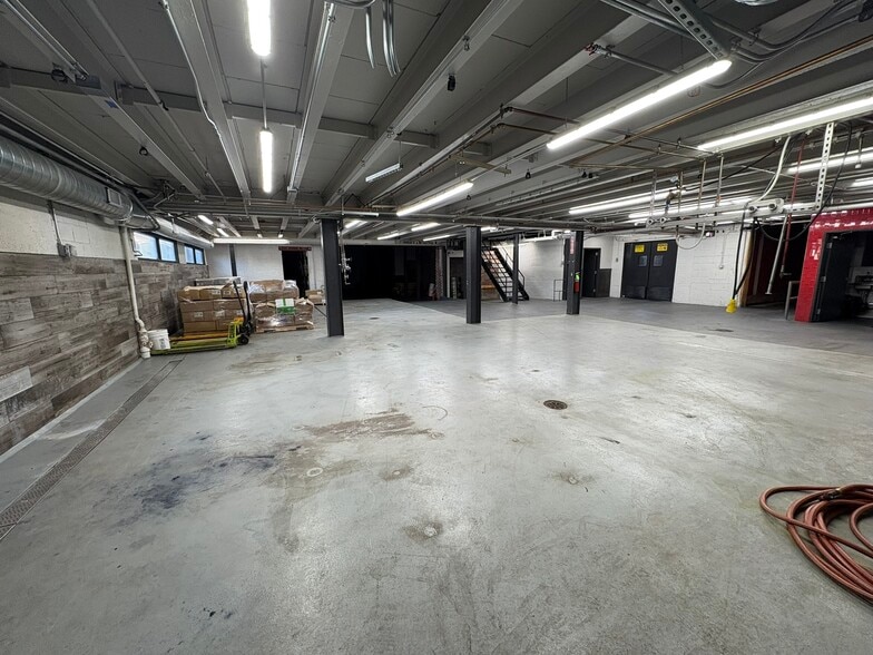 More Photos Of 2201 Arapahoe St, Denver Warehouse For Lease