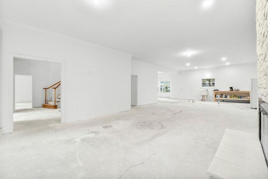 More Photos Of 680 Mallet Bayou Rd, Freeport Lodge Meeting Hall For Sale