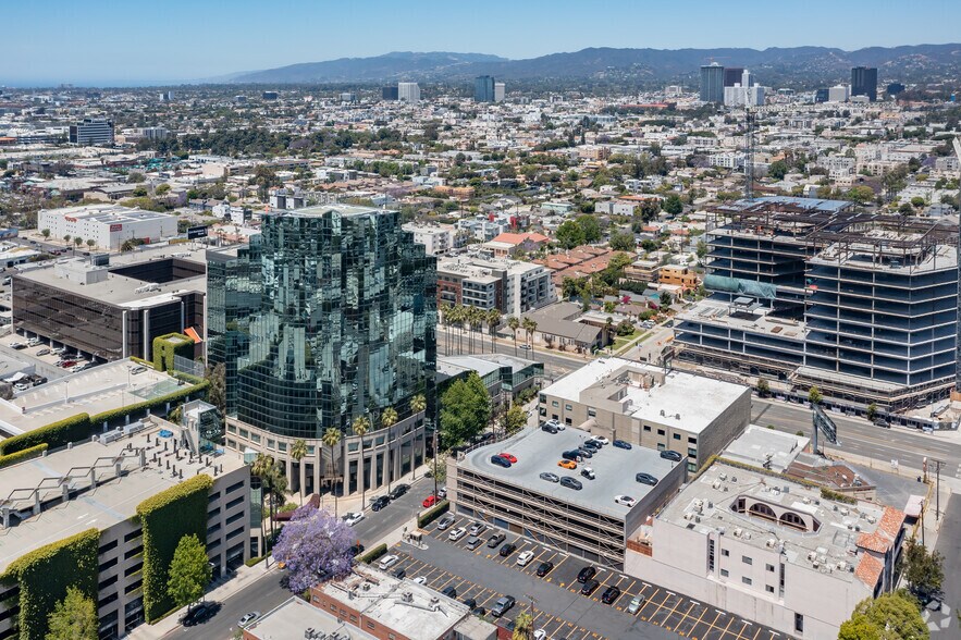 More Photos Of 11400 W Olympic Blvd, Los Angeles Office For Lease