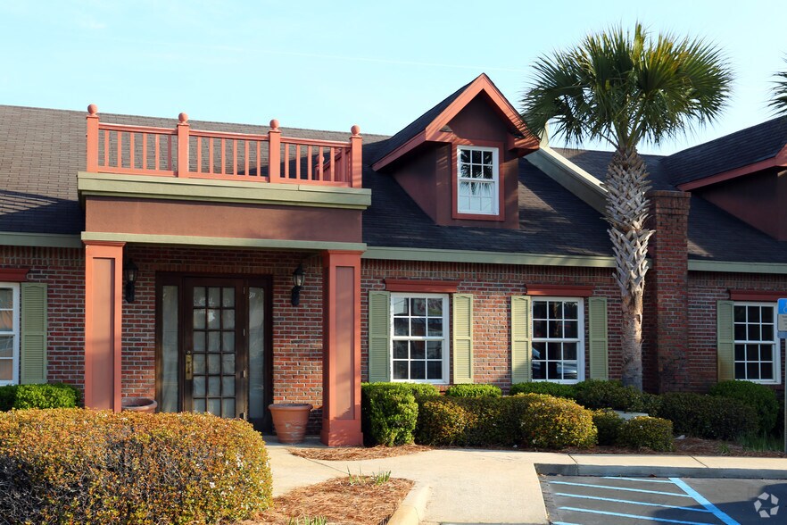 More Photos Of 1194 Eglin Pky, Shalimar Office For Lease