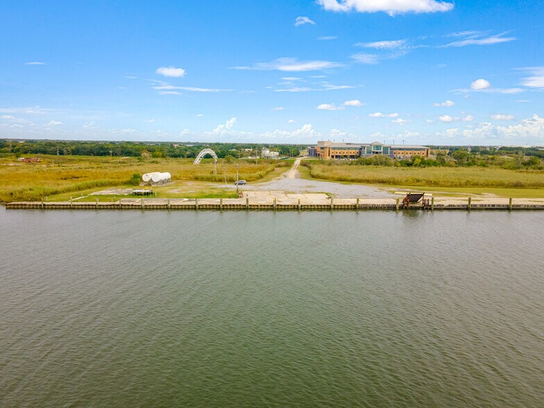 More Photos Of 186 Perino Rd, Buras Land For Lease