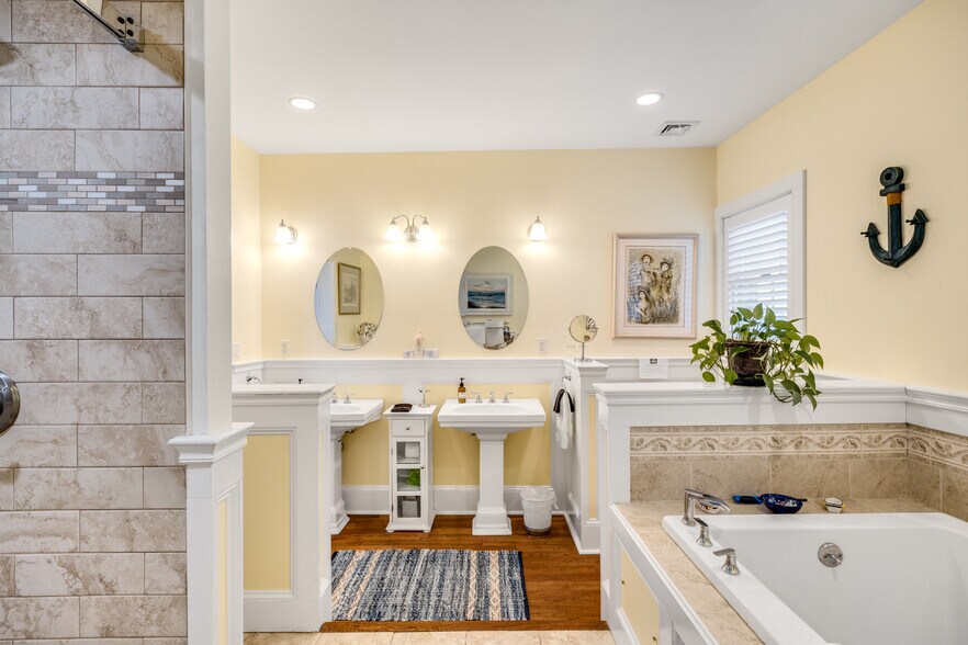 More Photos Of 1861 Main St, Brewster Hospitality For Sale