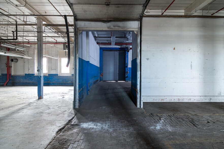 More Photos Of 248 Pine St, Pawtucket Warehouse For Sale