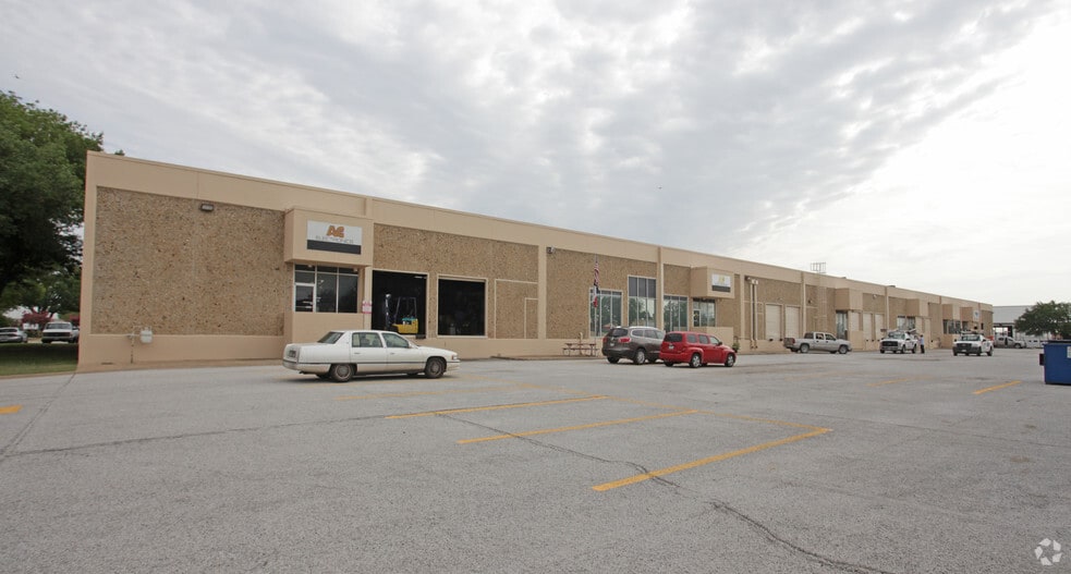 More Photos Of 3401-3411 Avenue D, Arlington Warehouse For Lease