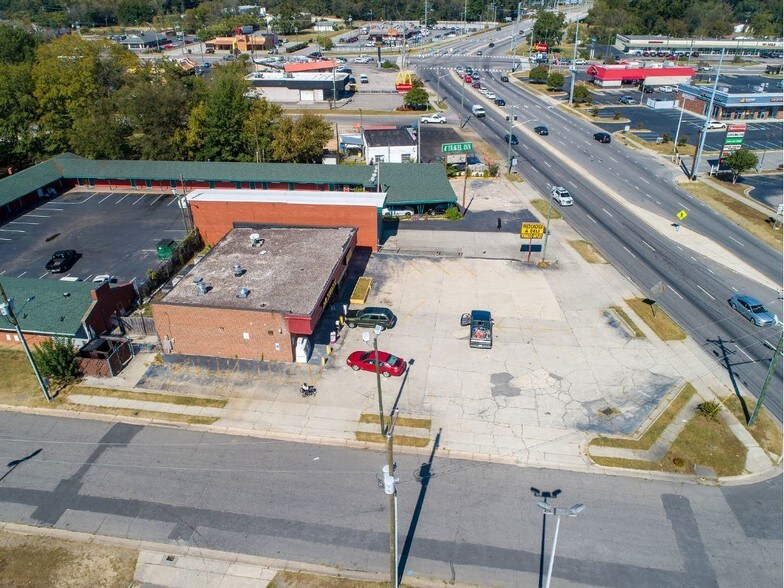 More Photos Of 315 N Eastern Blvd, Fayetteville Convenience Store For Sale
