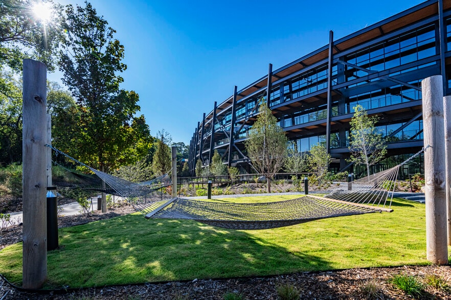 More Photos Of 765 Echo St NW, Atlanta Office For Lease