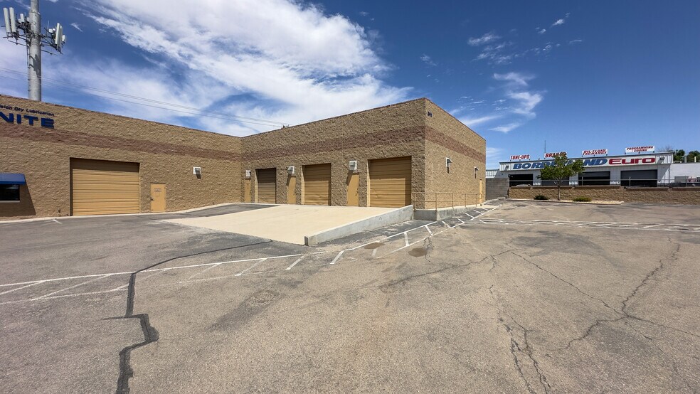 More Photos Of 801 Pendale Rd, El Paso Distribution For Sale