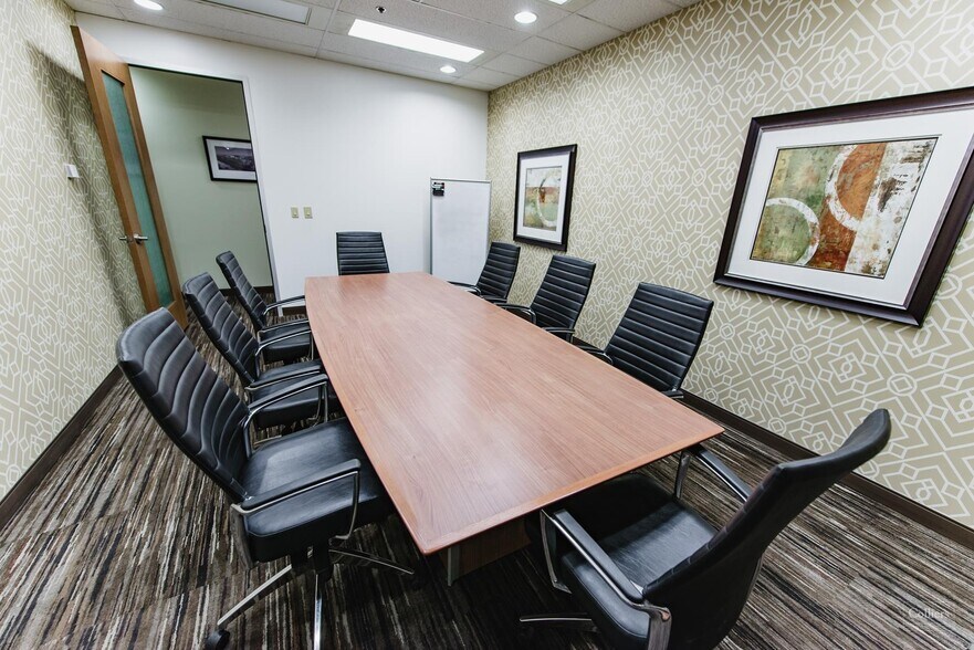 More Photos Of 600 Crowfoot Cres NW, Calgary Coworking Space