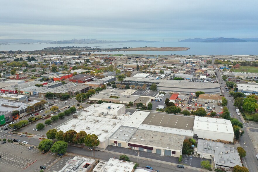 More Photos Of 1210-1224 10th St, Berkeley Warehouse For Sale