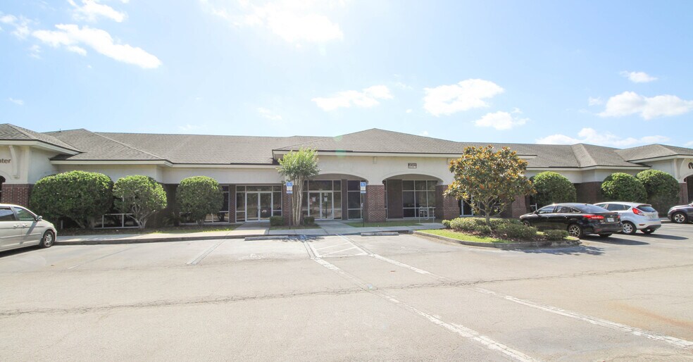 More Photos Of 2511 Saint Johns Bluff Rd S, Jacksonville Unknown For Lease