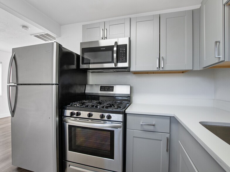 More Photos Of 4309 N 13th Pl, Phoenix Apartments For Sale