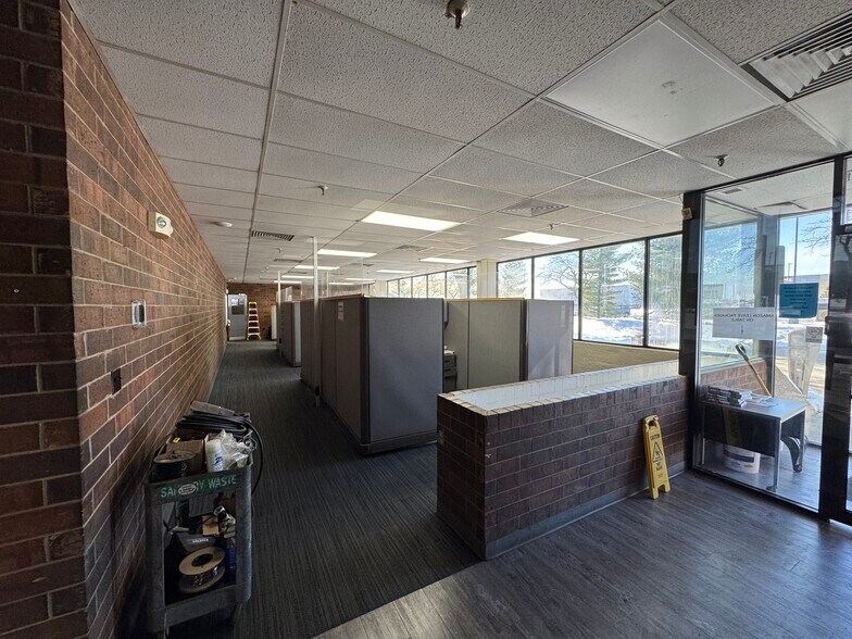More Photos Of 2300 Michigan St, Hammond Warehouse For Lease