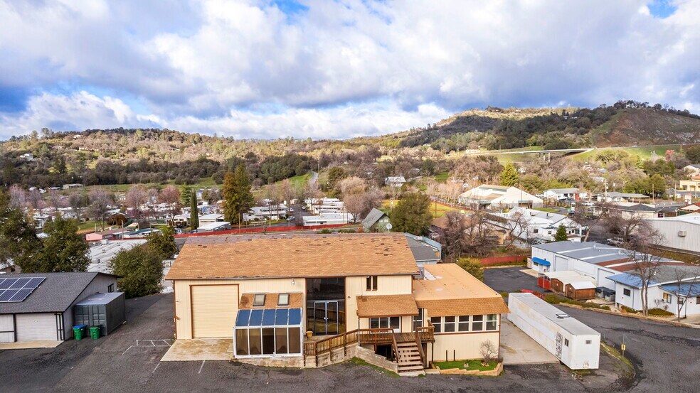 More Photos Of 19478 Village Dr, Sonora Flex For Sale