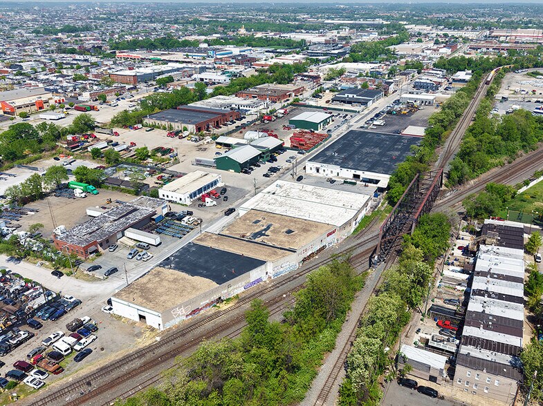 More Photos Of 235 S Kresson St, Baltimore Unknown For Lease