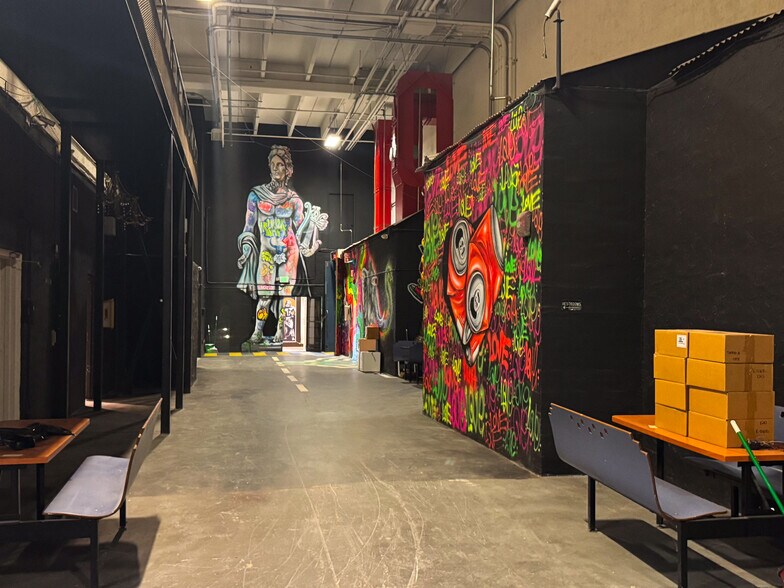 More Photos Of 7355 NW 41st St, Miami Warehouse For Sale