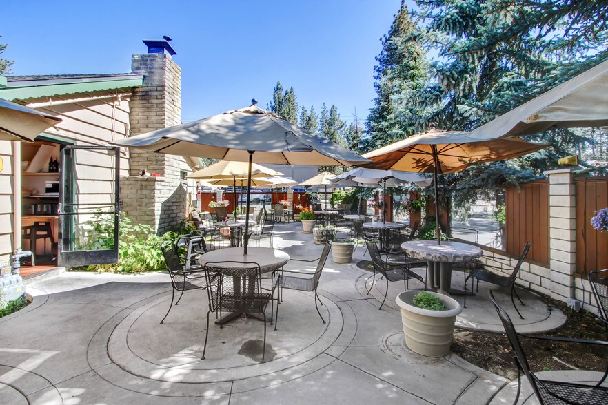 More Photos Of 337 W Big Bear Blvd, Big Bear City Restaurant For Sale