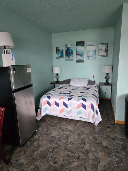 More Photos Of 300 Highway 7, Clara City Hotel For Sale