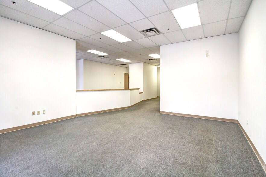 More Photos Of 290 Nickel St, Broomfield General Retail For Sale