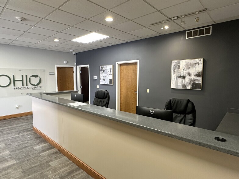 More Photos Of 6629 W Central Ave, Toledo Office For Lease