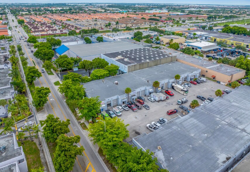 More Photos Of 2693 W 76th St, Hialeah Warehouse For Sale