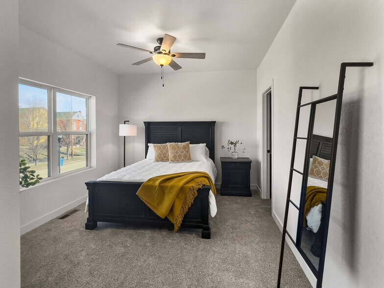 More Photos Of 201 S 8th St, Quincy Apartments For Sale