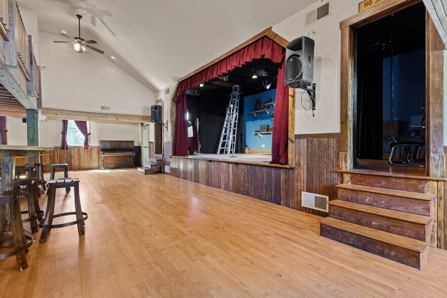 More Photos Of 2802 Conway Wallrose Rd, Baden Lodge Meeting Hall For Sale