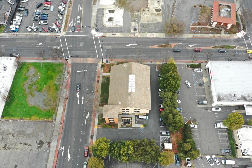 More Photos Of 2380 Salvio St, Concord Medical For Lease