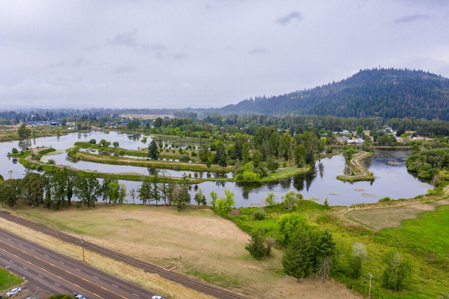 More Photos Of 3980 S Santiam Hwy, Lebanon Land For Sale