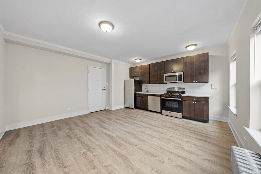 More Photos Of 5417 N Kenmore Ave, Chicago Apartments For Sale