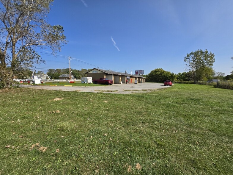 More Photos Of 2467 Clinton St, West Seneca Carwash For Sale