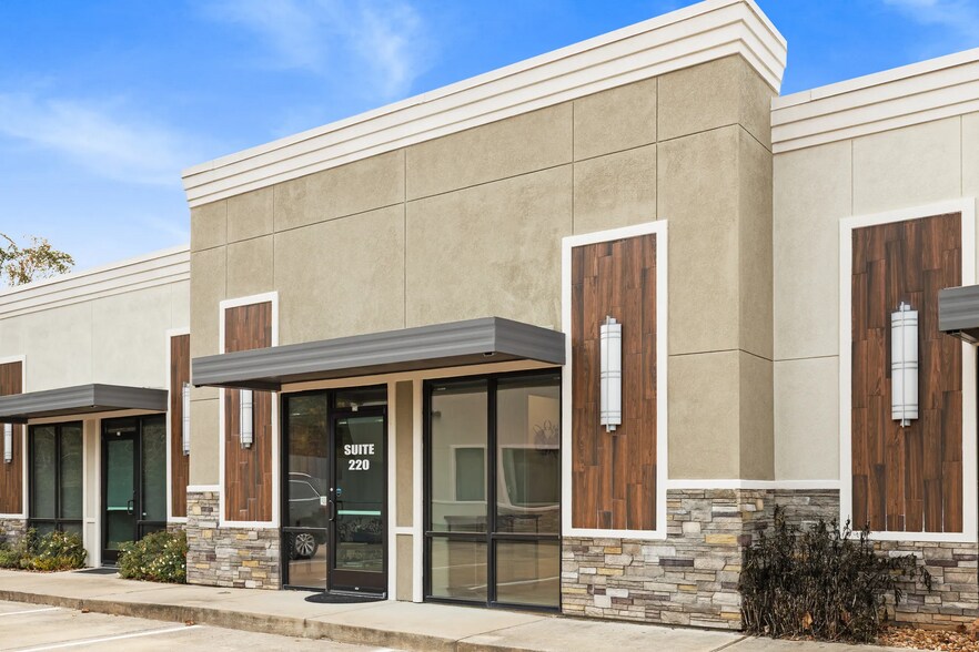 More Photos Of 28789 Hardin Store Rd, Magnolia Office For Sale