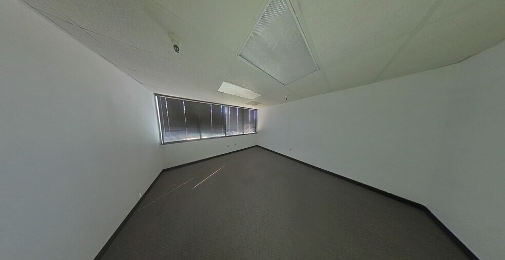 More Photos Of 1501 El Camino Ave, Sacramento Office Residential For Lease