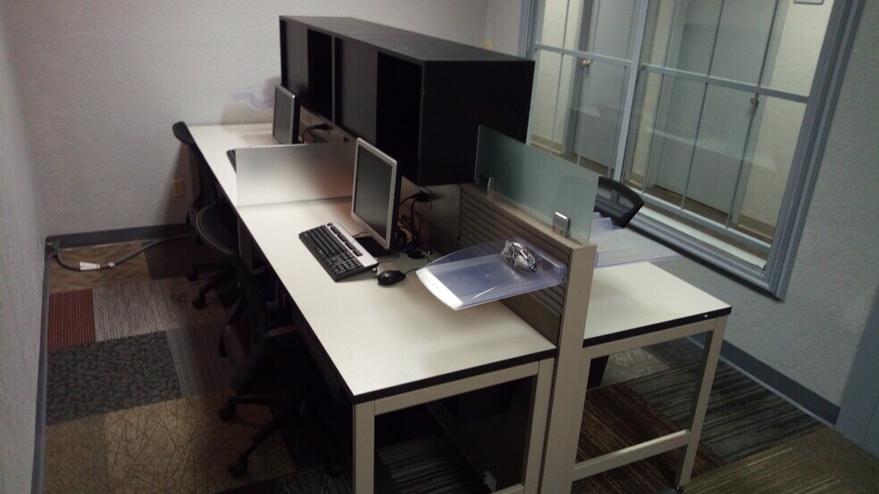 More Photos Of 6101 Melrose Ln, Oklahoma City Coworking Space