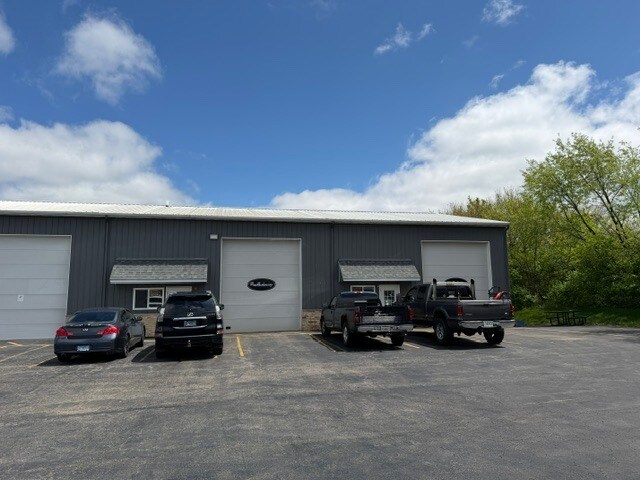 More Photos Of 14611 W Edison Dr, New Lenox Warehouse For Lease