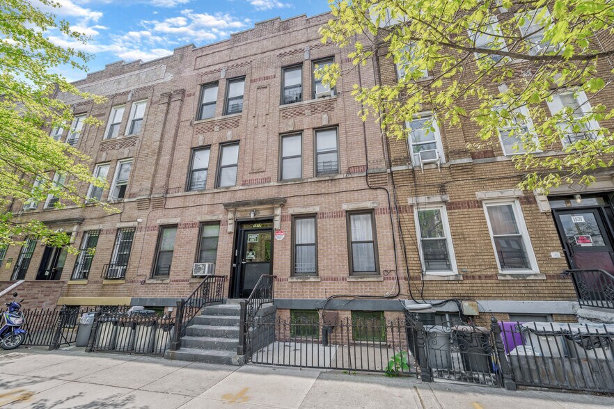 Primary Photo Of 1517 Jefferson Ave, Brooklyn Apartments For Sale