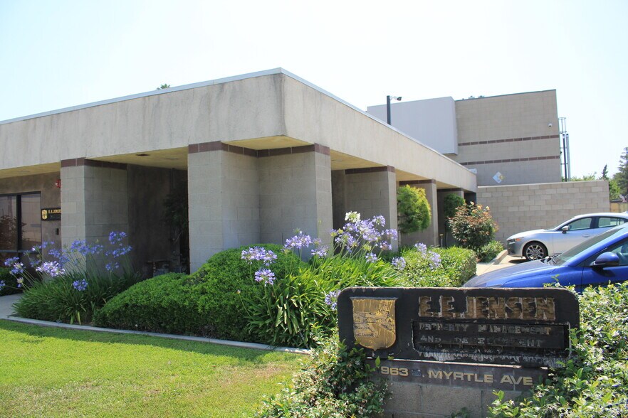Primary Photo Of 1943 S Myrtle Ave, Monrovia Warehouse For Lease