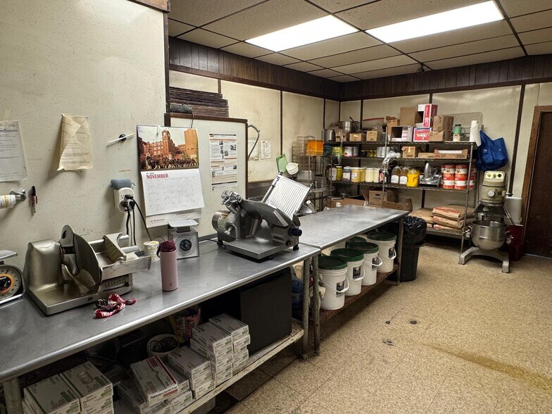 More Photos Of 222 Main St, Presque Isle General Retail For Sale
