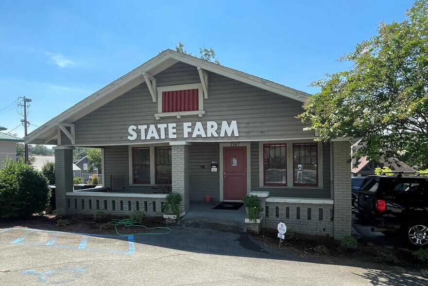 Primary Photo Of 1747 Oxmoor Rd, Birmingham Land For Sale